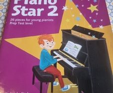 Piano Star, Book 2: 26 Pieces for Young Pianistsprep Test Level (ABRSM Exam Pieces)