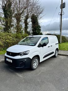 Peugeot Partner Professional Plus 2021
