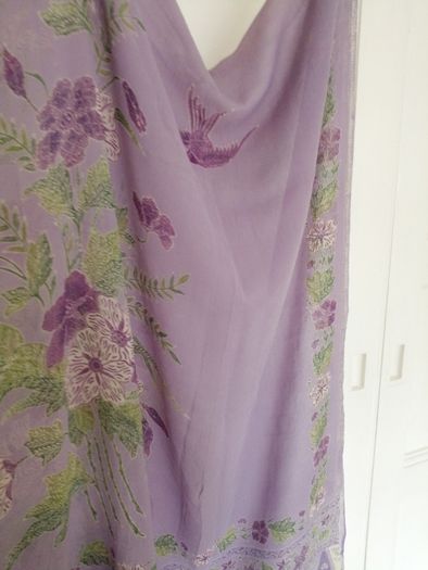 Silk Wrap/Shaw, Large 40/80" Lilac with Mauve/Green/Cream Design
