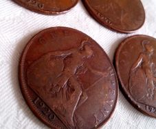 4 x 1920 Copper Pennies.