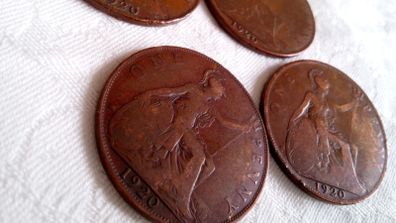 4 x 1920 Copper Pennies.