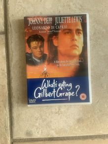 What's eating Gilbert Grape, Di Caprio