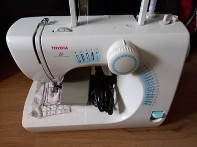 Sewing Machine For Sale in Portarlington, Laois from makarika