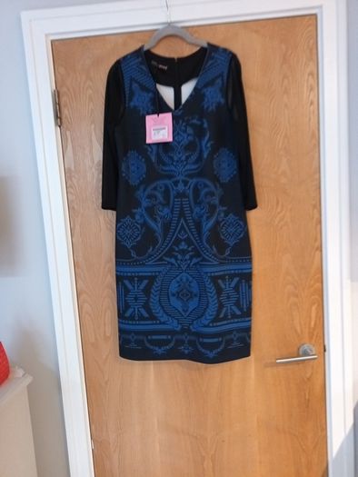 Batido Young Dress. S.4-16.   B.N.W.T