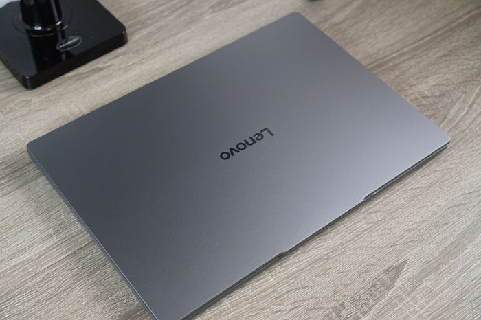 Lenovo IdeaPad Slim 3 15.3" | Snapdragon X | 16GB | 256GB | Premium Care Warranty