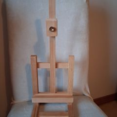 Wooden Tabletop Easel