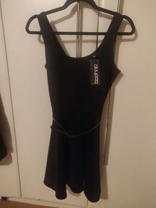 Boohoo Black Sleeveless Dress with belt