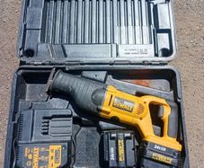 Dewalt reciprocating saw
