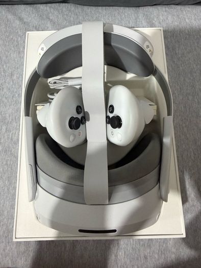 Pico 4 Ultra VR headset
