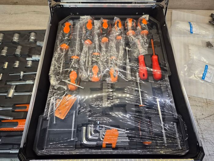 500pce Tool Case - Pull Along