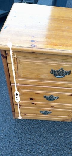 bedside lockers
