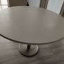 Round Table, white. Image 3
