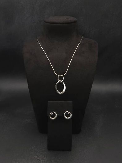 Hot Diamonds Designer 925 Sterling Silver Necklace & Earrings Set