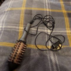 Remington Keratin  styling hot brush