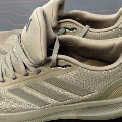 ADIDAS Runfalcon Trainers. Size 9