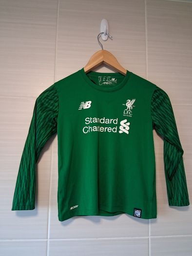 Liverpool Jersey and Shorts.Official New Balance.Boys Girls Age 4 To 5 Years. Collect In Dublin Or Receive Via Post. Boys Girls