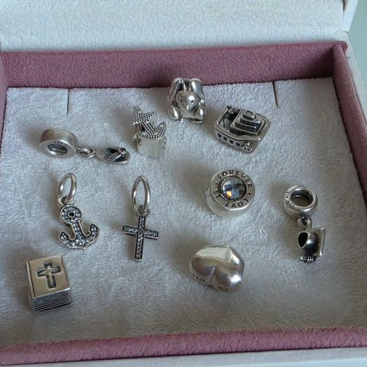 Pandora various charms available in good condition 10e each charm