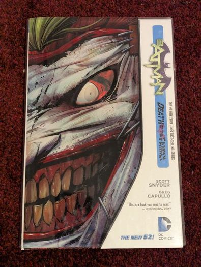 Batman Volume 3: (The New 52) Death of the Family HC