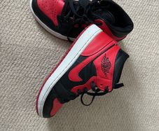 Nike Air Jordan 1