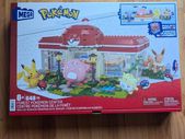 Mega Pokemon Playset - Forest Pokemon Center - 648 Pieces