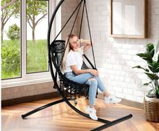 Swinging Chair
