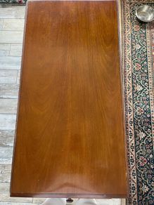 Beautiful Extendable Drop Leaf Table