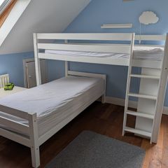 Bunk bed L-shaped