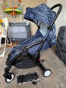 Ultra Light Stroller
