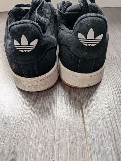 Black Adidas Campus Size 4 Good Condition