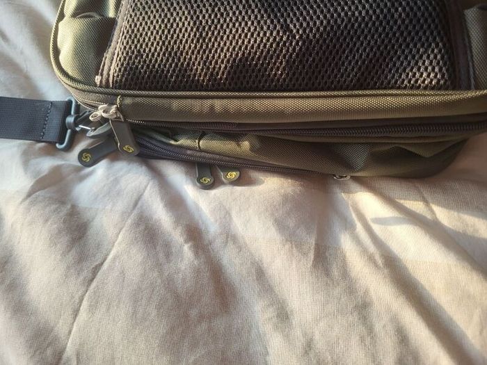 Samsonite 4Mation 3-Way 16" Olive / Yellow Shoulder laptop bag