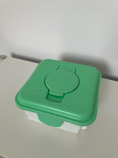 Cheeky Wipes Mucky Container