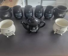 witch ceramic set