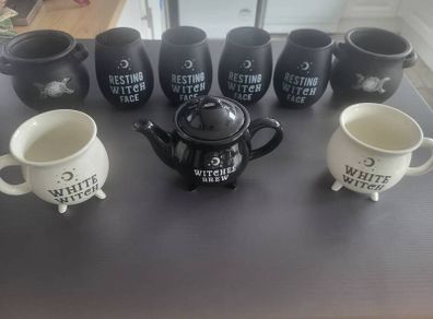 witch ceramic set