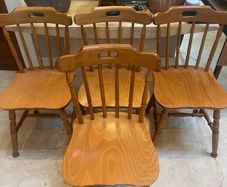 As New - 4 x Gorgeous Wooden Kitchen Dining Chairs - Can Deliver