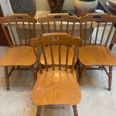 As New - 4 x Gorgeous Wooden Kitchen Dining Chairs - Can Deliver