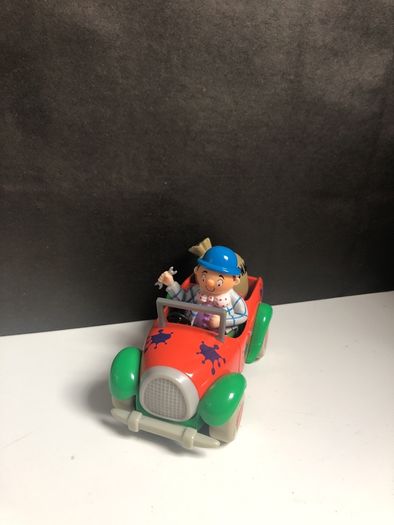 Figures and cars from Noody