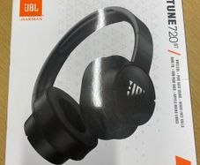 JBL Tune 720BT Wireless Headphones - Black