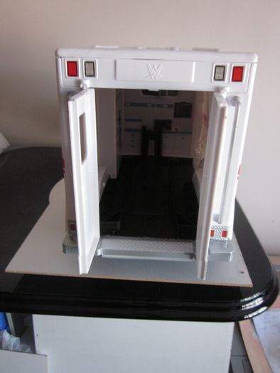 WWE Wrekkin Slambulance Breakway Vehicle