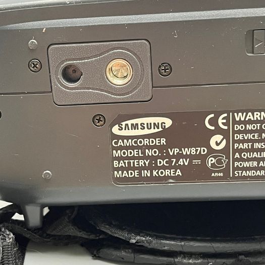 Samsung VP-W87D Hi8 Camcorder - Tested and Working - No Battery