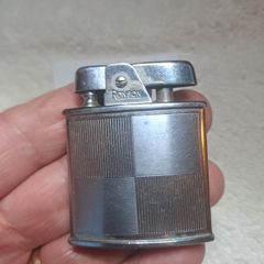Vintage Ronson Ascot Petrol Lighter.