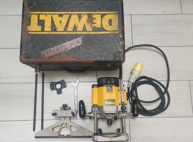 Dewalt router