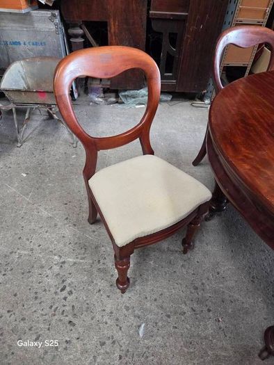 victorian dining table