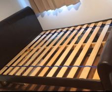 King sleigh bed