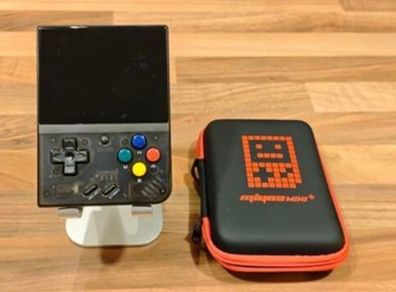 Miyoo mini plus black