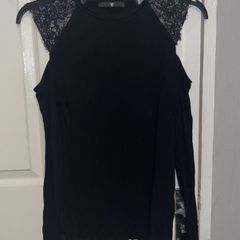 V by Very black cut out shoulders lace detail top