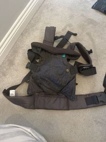 baby carrier