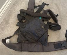baby carrier