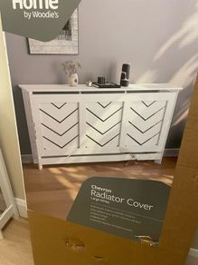 Chevron radiator covers