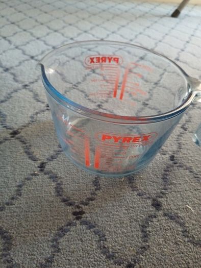 Vintage New PYRIX dish 1.5 pints