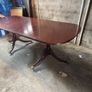 Mahogany extendable dining table Image 4